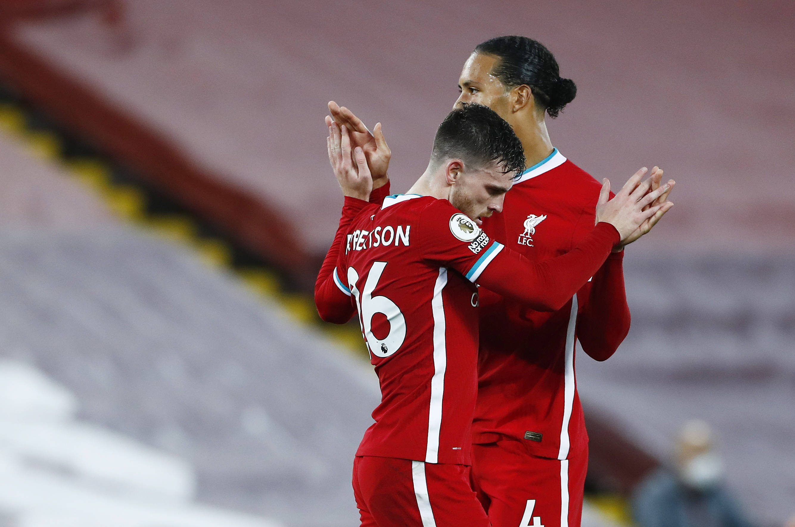 示了他们在 示了他们在